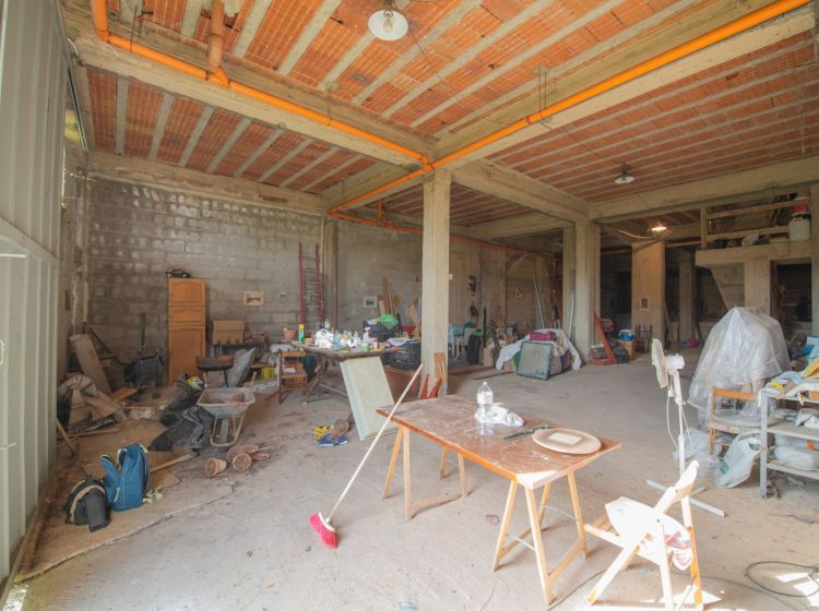 Magazzino o deposito in vendita, Corso Pietro Pisani  294, Calatafimi Bassa, Palermo