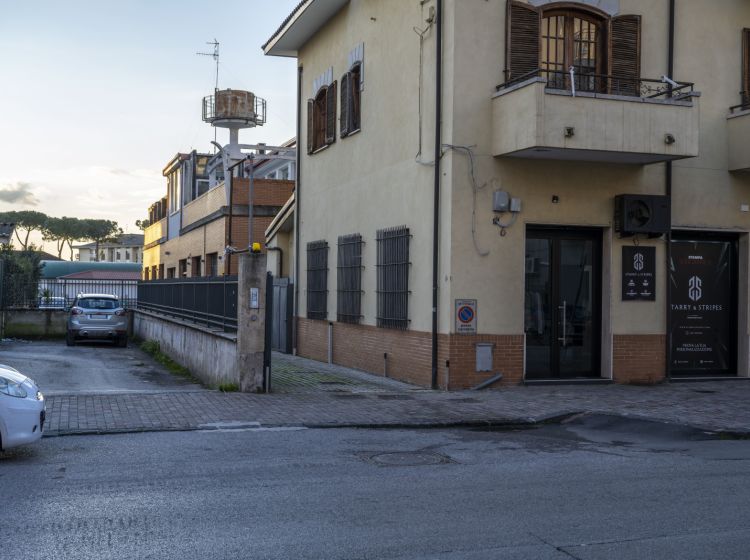 Negozio in vendita, via R. Jemma  12, Battipaglia