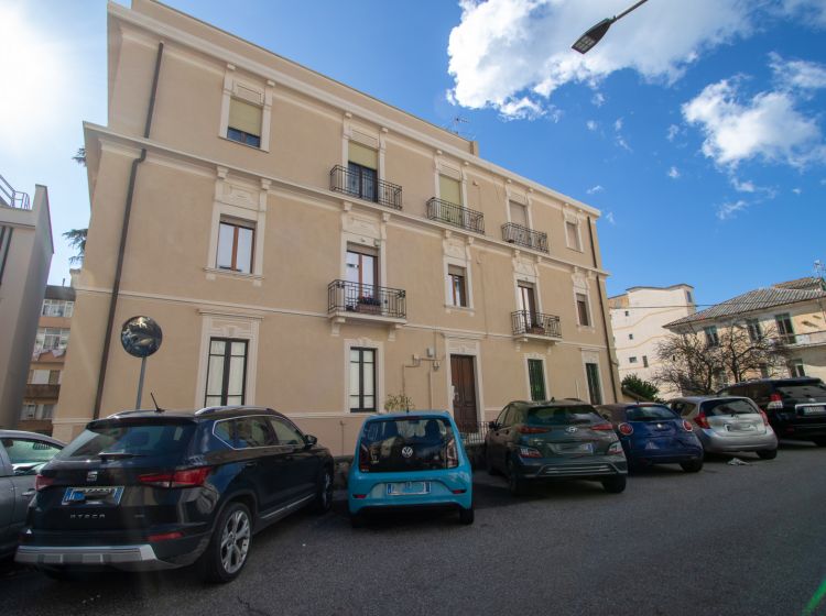 Quadrilocale in vendita, via Francesco Crispi  79, San Leonardo, Catanzaro