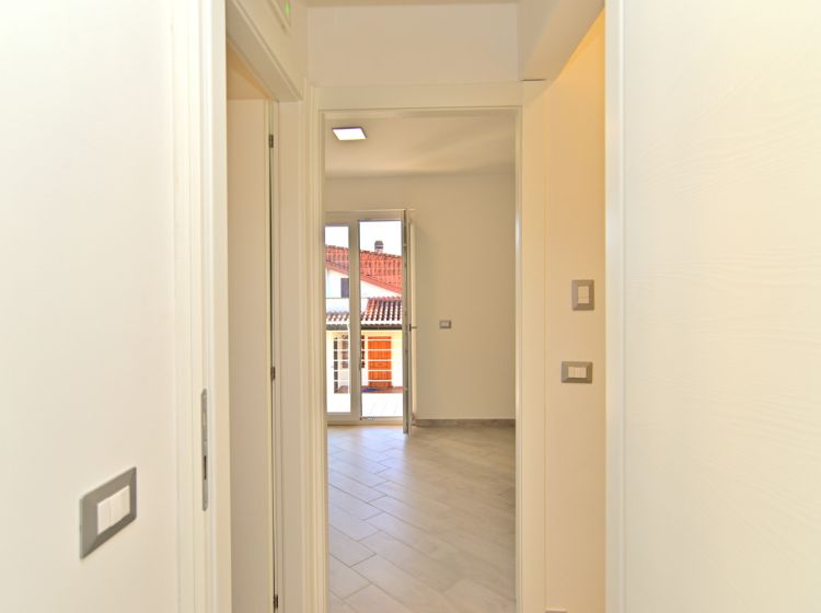 Trilocale in vendita, via delle Tuberose  56, Lido dei Pini, Anzio
