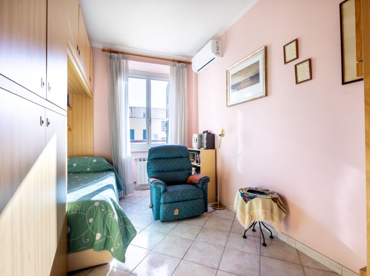 Trilocale in vendita, Largo Pannonia  12, San Giovanni, Roma