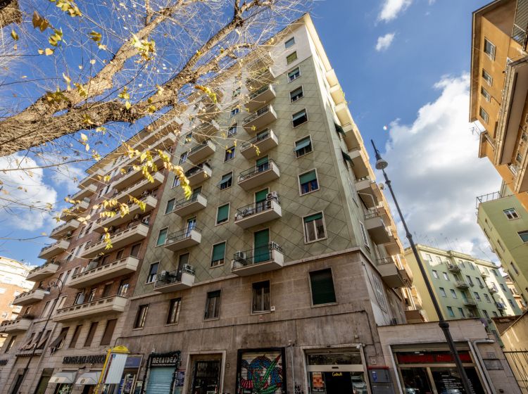Trilocale in vendita, viale Ippocrate  15, Bologna, Roma