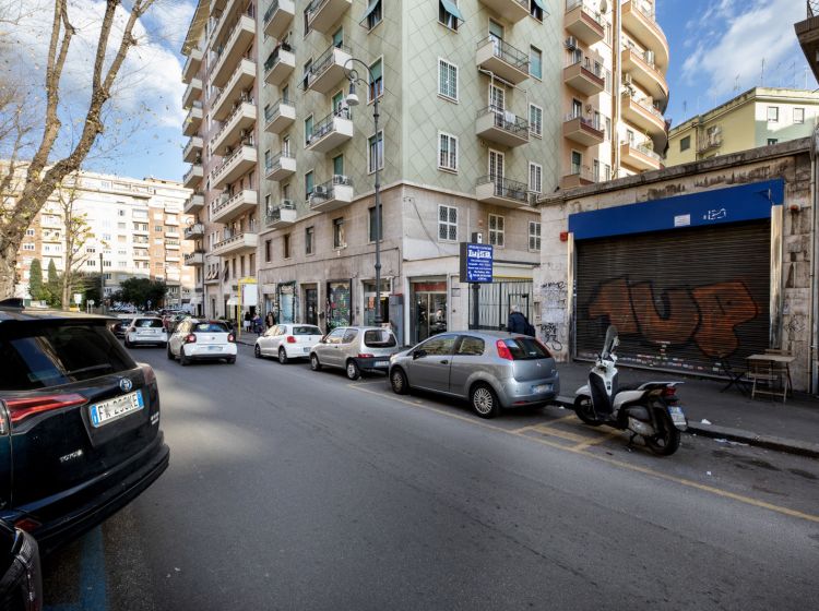 Trilocale in vendita, viale Ippocrate  15, Bologna, Roma