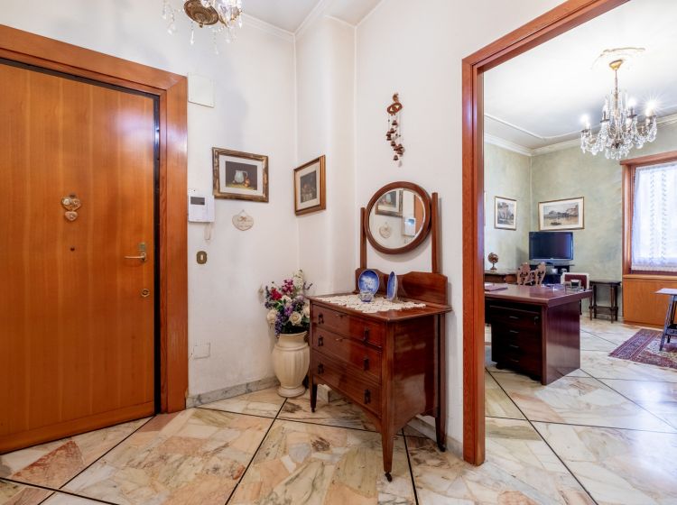 Trilocale in vendita, viale Ippocrate  15, Bologna, Roma