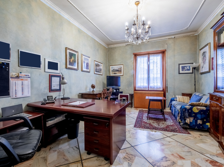 Trilocale in vendita, viale Ippocrate  15, Bologna, Roma