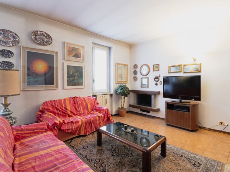 Trilocale in vendita, viale Ungaretti  12, Spino D'adda