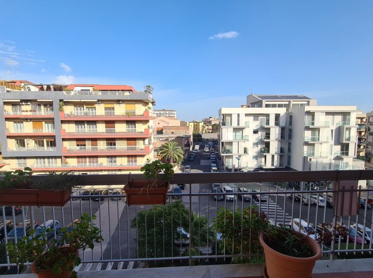 Appartamento in vendita, via Gustavo Vagliasindi  47, Vulcania, Catania