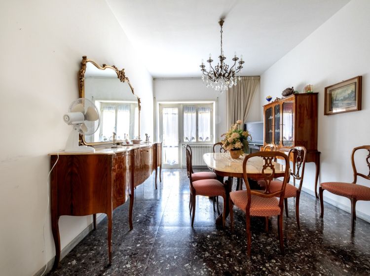 Trilocale in vendita, via di Tor Pignattara  52, Torpignattara, Roma