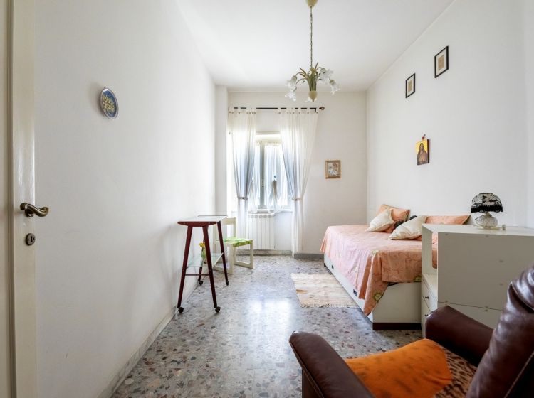 Trilocale in vendita, via di Tor Pignattara  52, Torpignattara, Roma