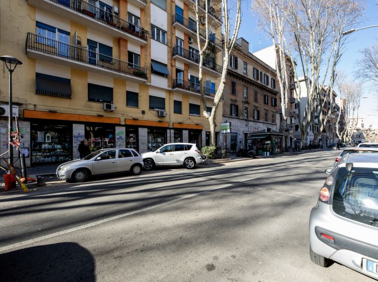 Trilocale in vendita, via di Tor Pignattara  52, Torpignattara, Roma