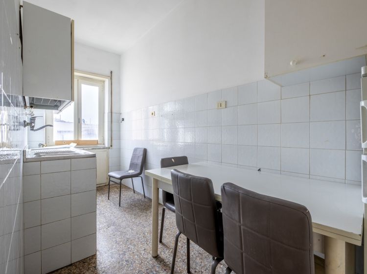 Trilocale in vendita, viale Opita Oppio  65, Quadraro, Roma