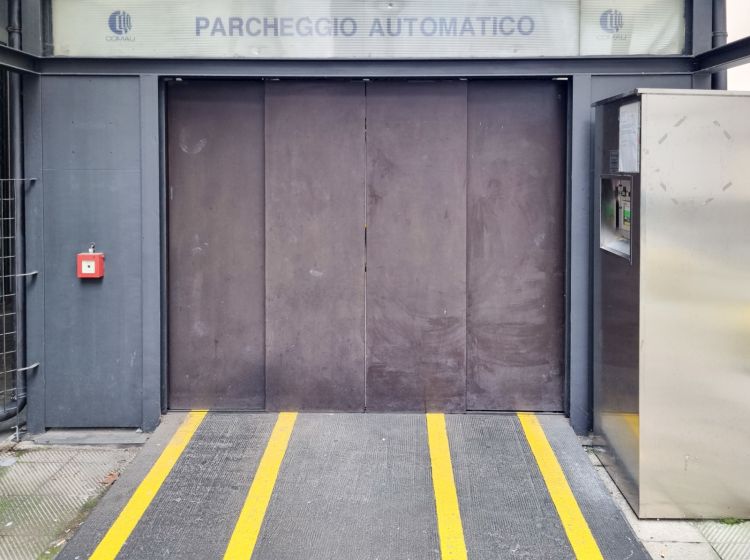 Box / Garage in vendita, via Palazzo di Città  9, Centro, Torino