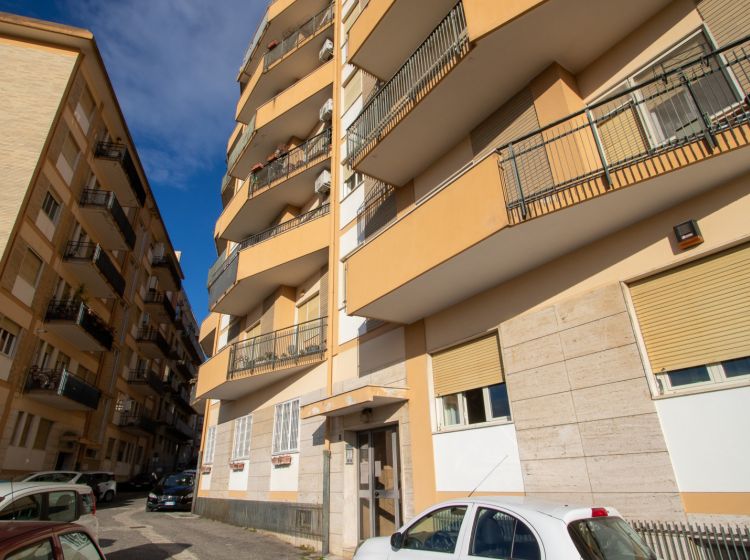 Quadrilocale in vendita, via Bruno Chimirri  27, San Leonardo, Catanzaro
