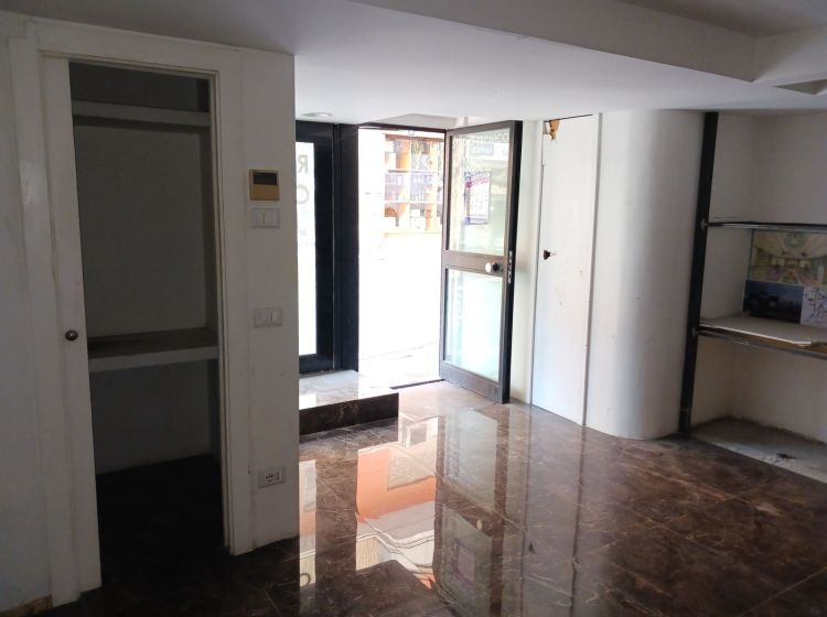 Negozio in vendita, via Cardinale Tripepi  6, Gregorio VII, Roma