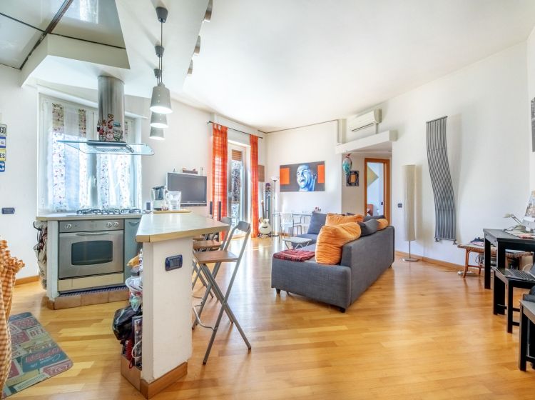 Bilocale in vendita, via Francesco Pallavicini  31, Portuense, Roma