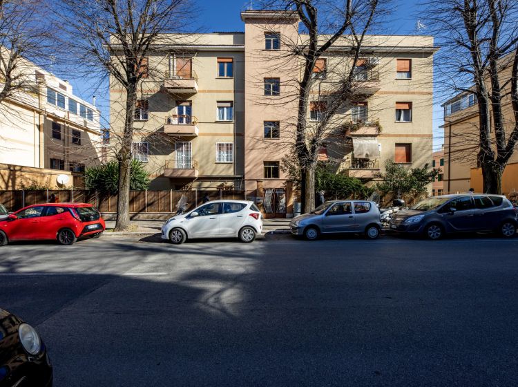 Bilocale in vendita, via Francesco Pallavicini  31, Portuense, Roma
