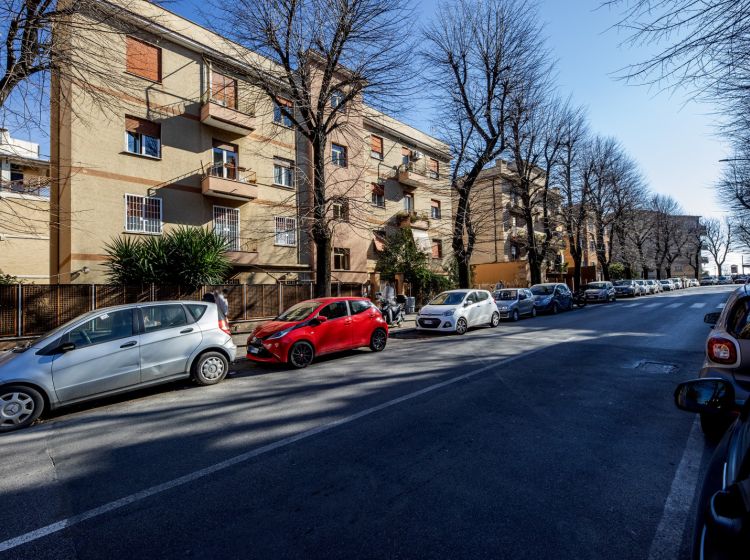 Bilocale in vendita, via Francesco Pallavicini  31, Portuense, Roma