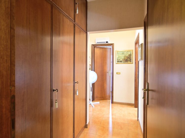 Trilocale in vendita, via Kafka  10, Tintoretto, Roma