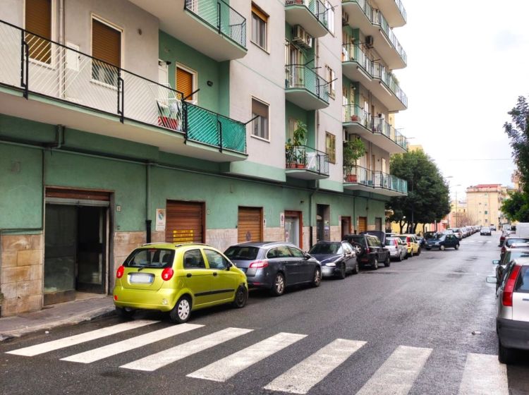 Negozio in vendita, via Antonio Manganario 98, Carmine, Salerno