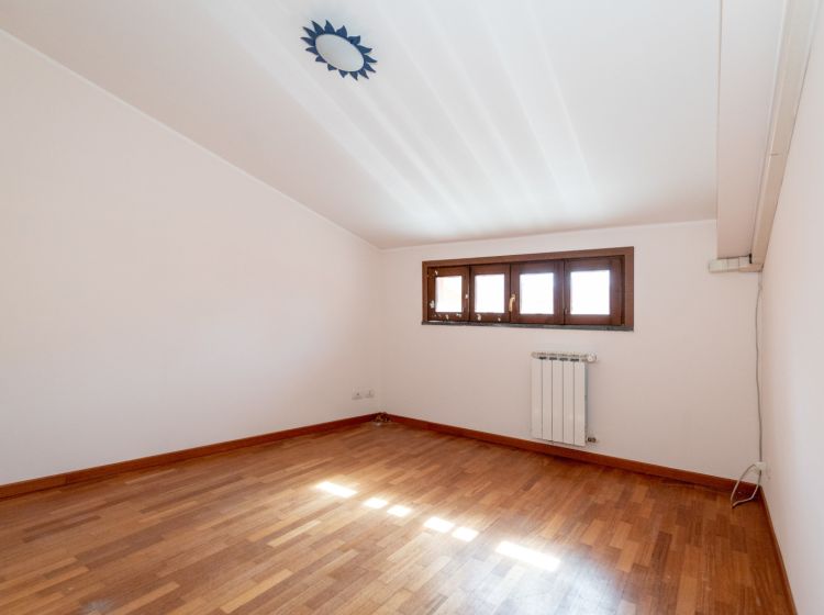 Villa in vendita, via Nizzeti  211, Aci Catena