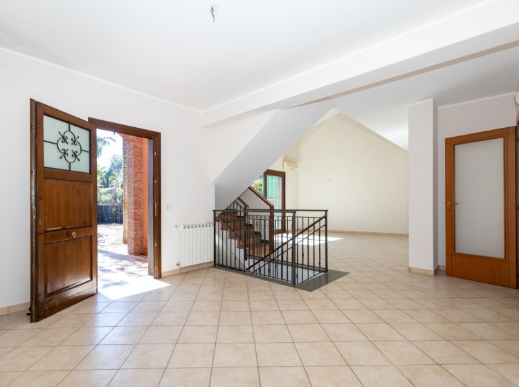 Villa in vendita, via Nizzeti  211, Aci Catena