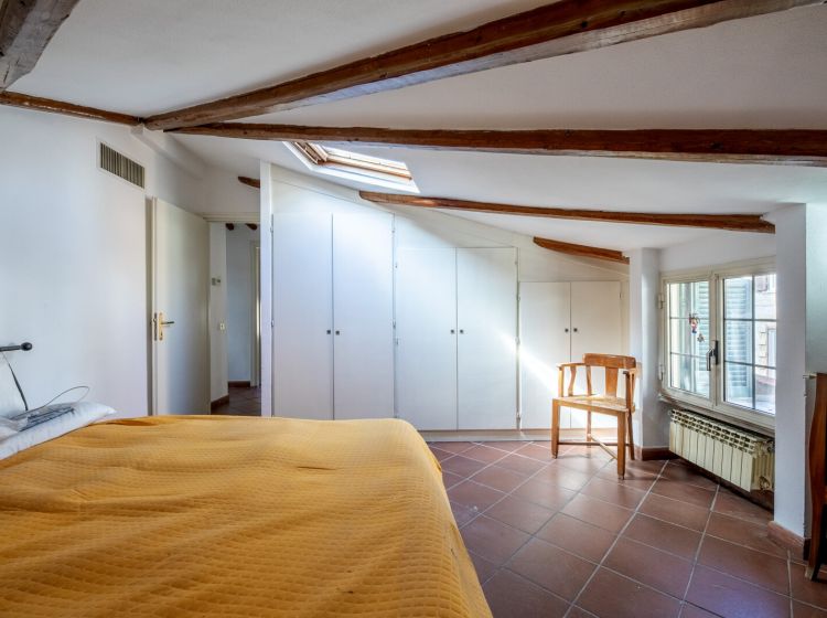 Mansarda in vendita, via Luigi Tosti  27, Appio Latino, Roma