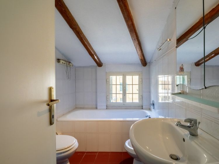 Mansarda in vendita, via Luigi Tosti  27, Appio Latino, Roma