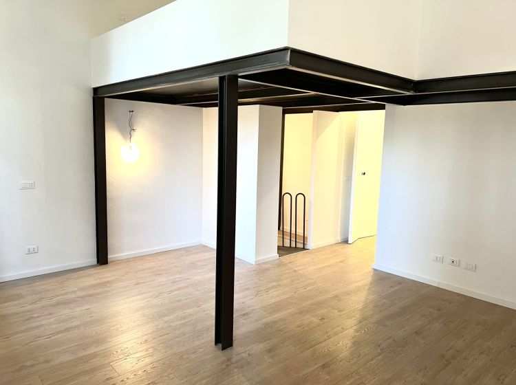 Loft in vendita, via Privata Trasimeno  18/2, Adriano, Milano