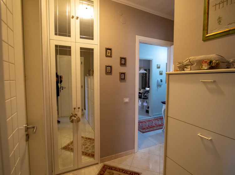 Quadrilocale in vendita, via Giuseppe Rito  3, Sala, Catanzaro