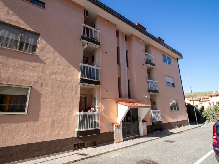 Quadrilocale in vendita, via Giuseppe Rito  3, Sala, Catanzaro