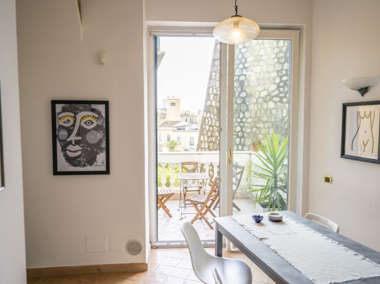 Quadrilocale in vendita, via Fusandola  9, Centro, Salerno