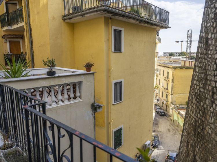 Quadrilocale in vendita, via Fusandola  9, Centro, Salerno