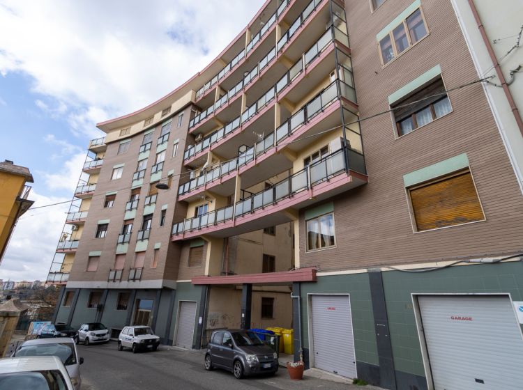 Quadrilocale in vendita, via Francesco Crispi  125, San Leonardo, Catanzaro