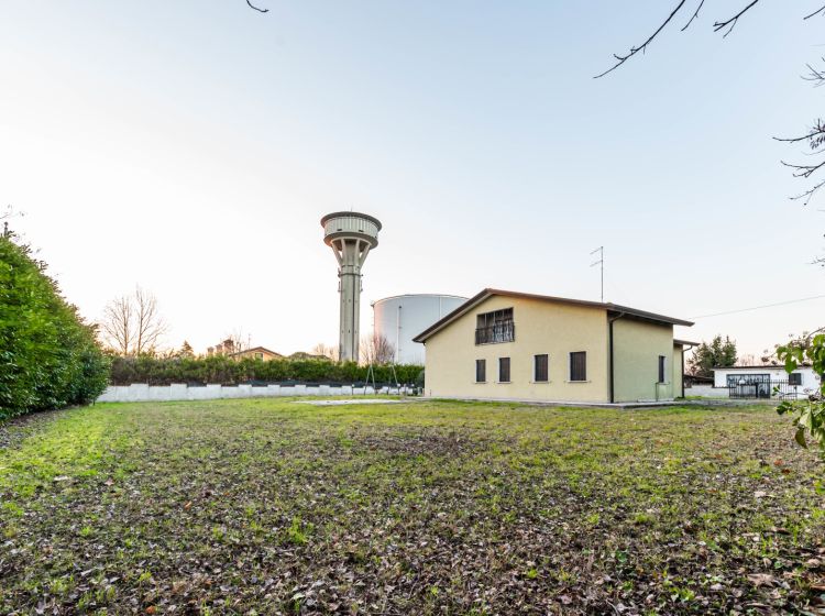 Villa in vendita, via Guglielmo Marconi  43, Arzergrande