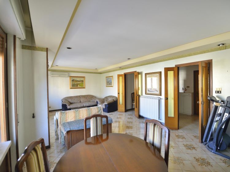 Appartamento in vendita, viale della Regione Siciliana  2551, Uditore, Palermo