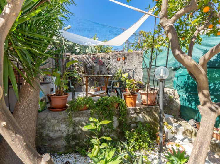 Bilocale in vendita, via Firenze  230, Cannizzaro, Aci Castello
