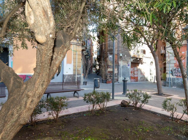 Negozio in vendita, via Pacini  50, Centro Storico, Catania