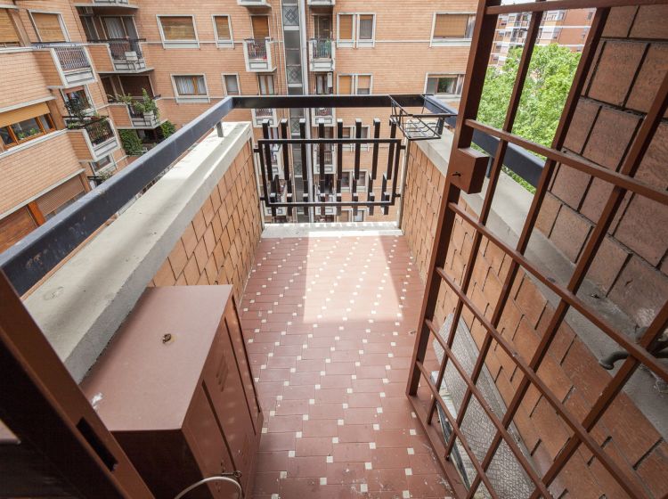 Appartamento in vendita, via Nocera Umbra  178, Appio Latino, Roma