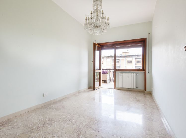 Appartamento in vendita, via Nocera Umbra  178, Appio Latino, Roma