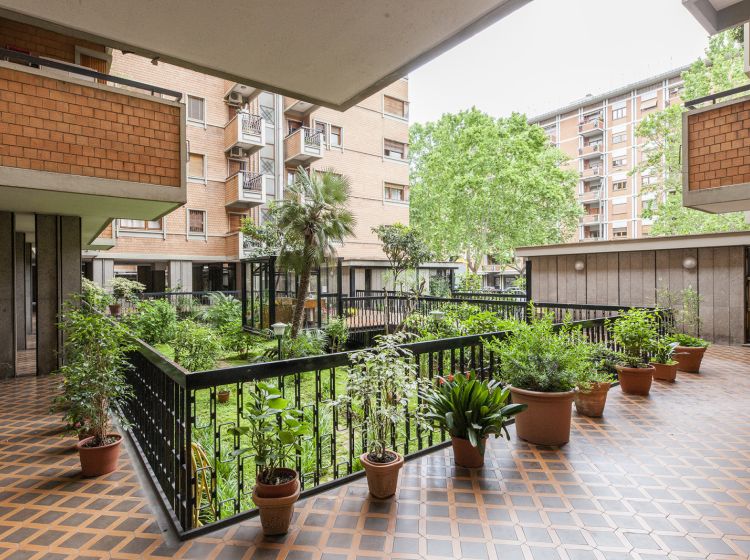 Appartamento in vendita, via Nocera Umbra  178, Appio Latino, Roma