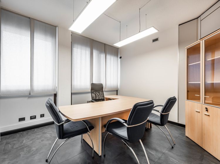 Ufficio in vendita, via Lisbona  10, Zona Industriale, Padova