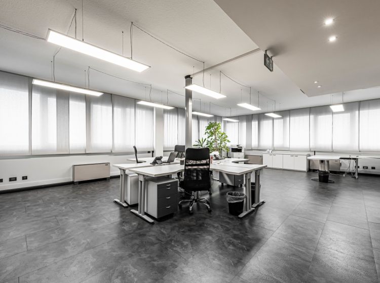 Ufficio in vendita, via Lisbona  10, Zona Industriale, Padova