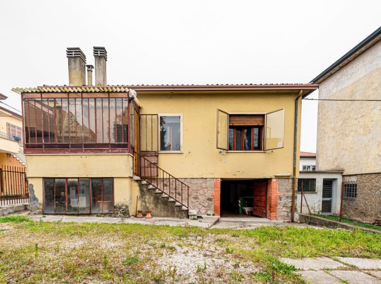 Villa in vendita, via Luigi Pulci  7, Portello, Padova