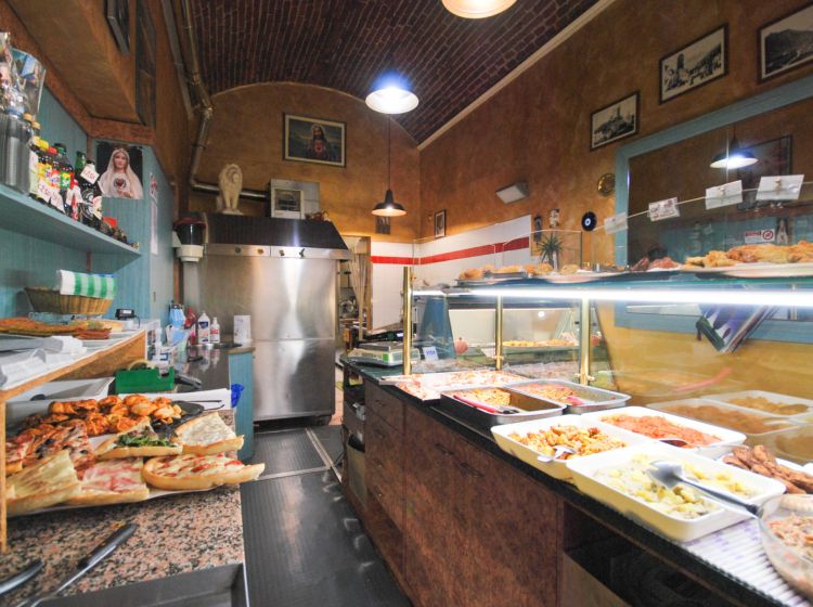 Attività / Licenza in vendita, via Don Bosco  14, San Donato, Torino