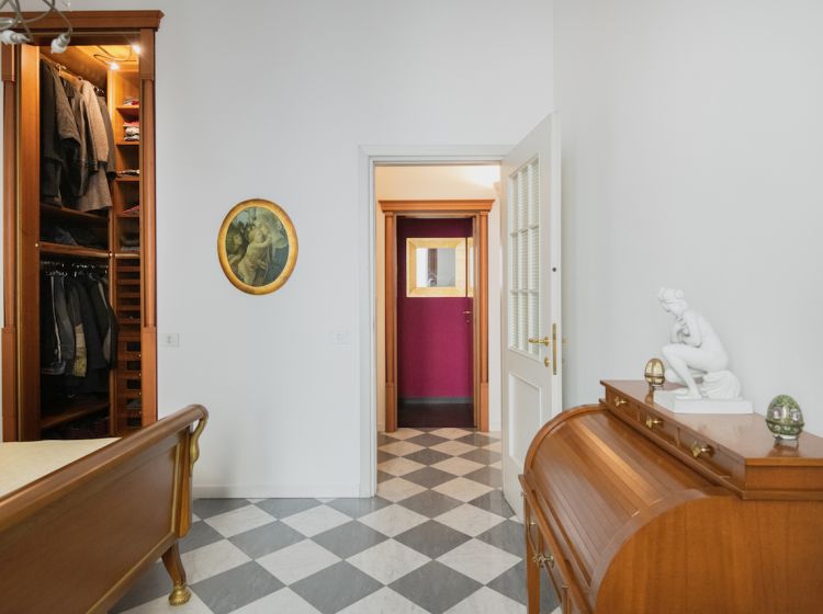 Trilocale in vendita, via Pietro Maroncelli  9, Garibaldi, Milano