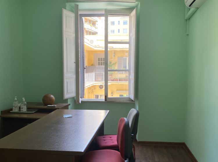 Ufficio in vendita, via Appia Nuova  281, Re di Roma, Roma
