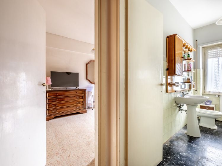 Bilocale in vendita, via Oreste Salomone, Torpignattara, Roma