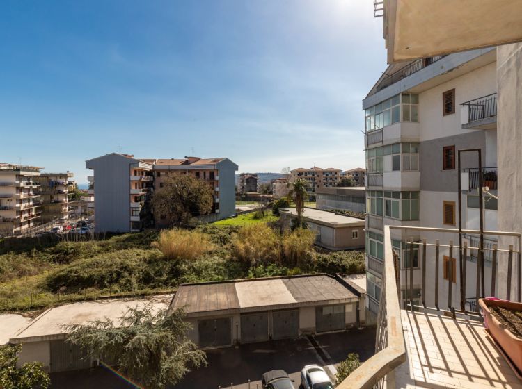 Quadrilocale in vendita, via Ludovico Ariosto  27, Acireale