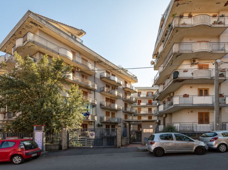 Quadrilocale in vendita, via Ludovico Ariosto  27, Acireale