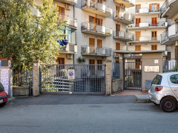 Quadrilocale in vendita, via Ludovico Ariosto  27, Acireale
